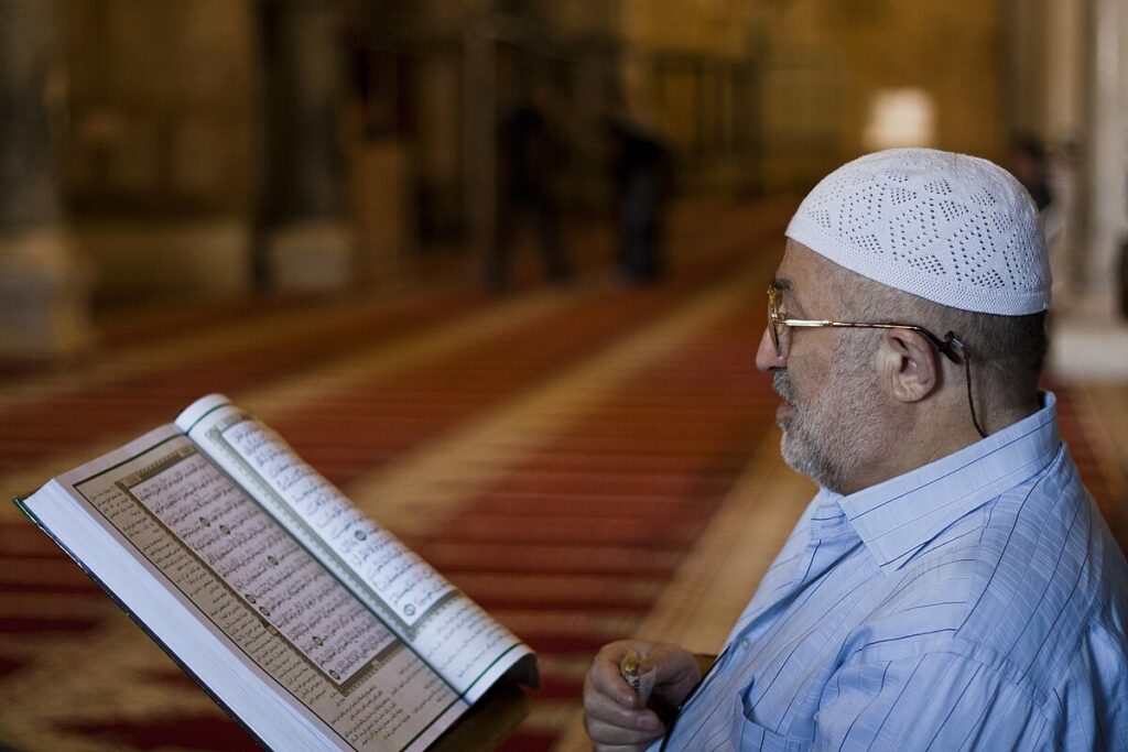 who was the first person to memorize the holy quran